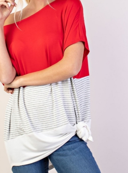 boutique Tops - ☀️2/$15Solid and stripe contrast shirt